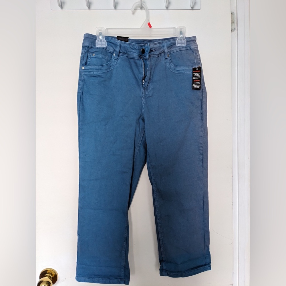 Le Grenier denim pants one side is discoloured, size 7